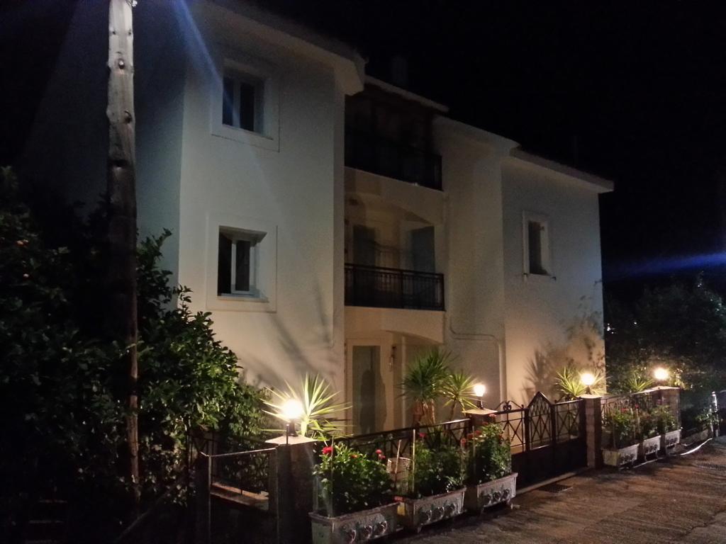 Friderica House Ξενοδοχείο Πόρος Εξωτερικό φωτογραφία